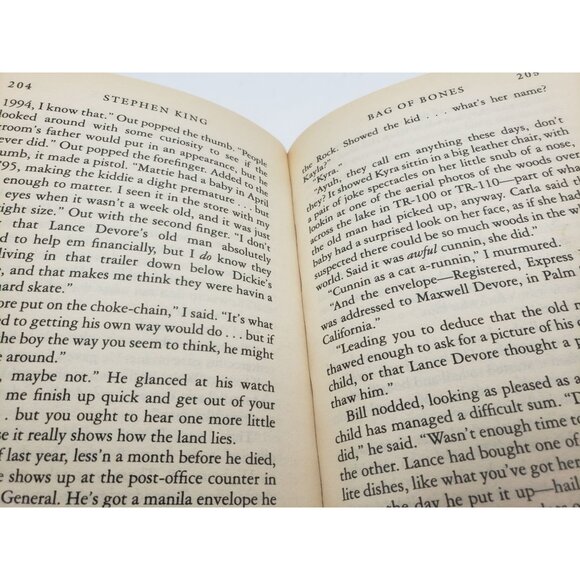 Stephen King Bag Of Bones Paperback Novel 1999 - Picture 6 of 11